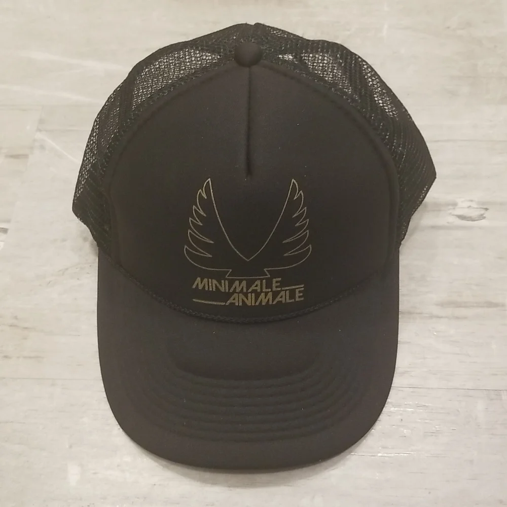 💕MINIMALE ANIMALE💕 The Firebird Mesh Trucker Hat Black/Gold One Size NWT